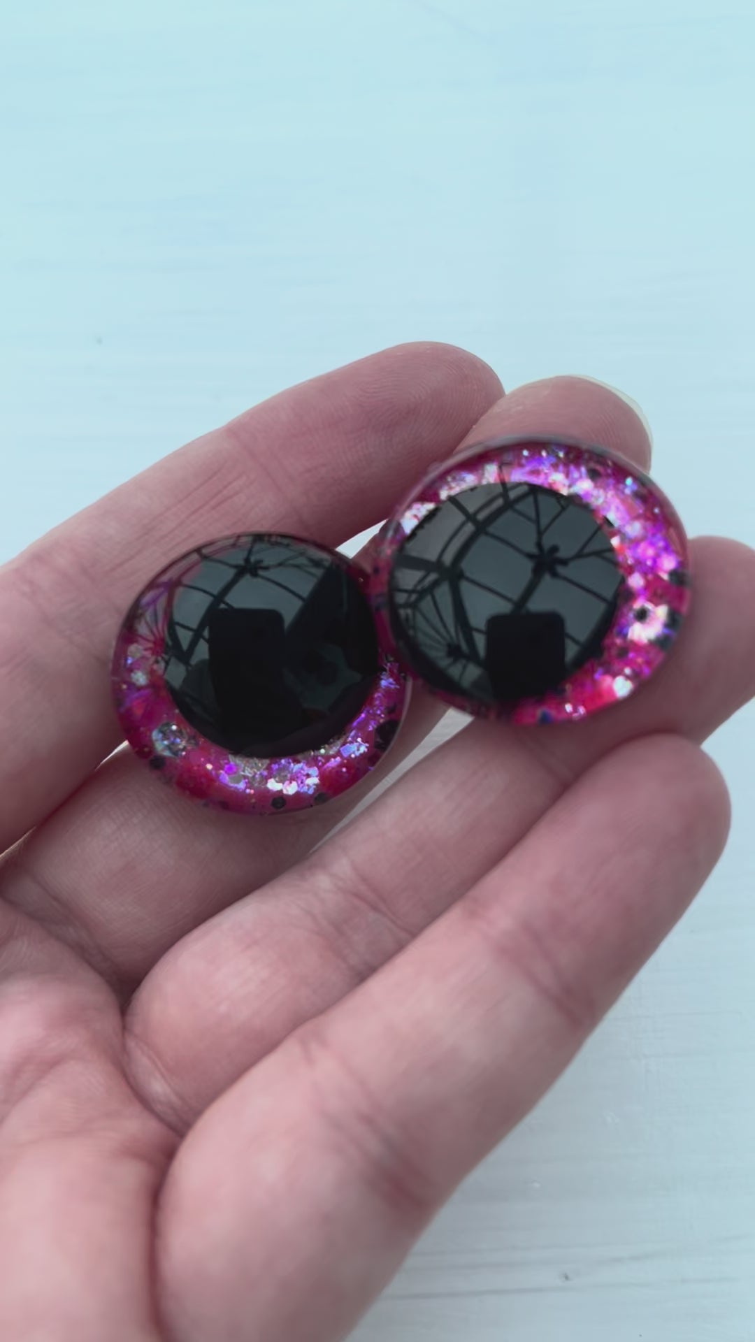 30mm Safety Eyes - Pink Fizz